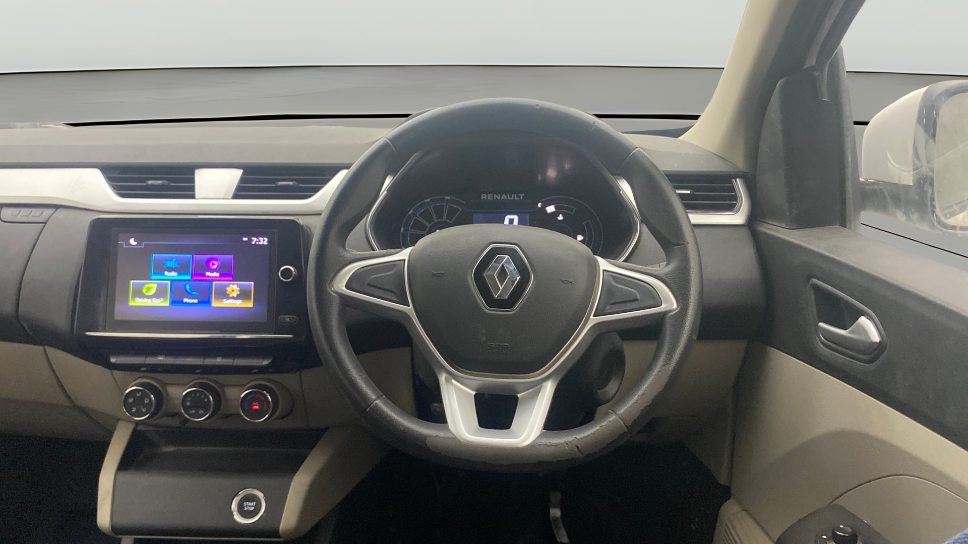 Used 2021 Renault Triber Used 2021 Renault Triber
