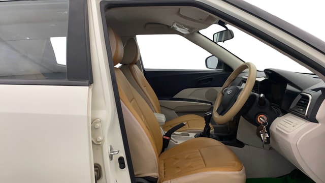 View Mahindra XUV300 Image 16 Used Mahindra XUV300 Image 16