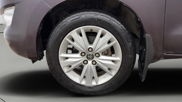 View Toyota Innova Crysta Image 30 Used Toyota Innova Crysta Image 30