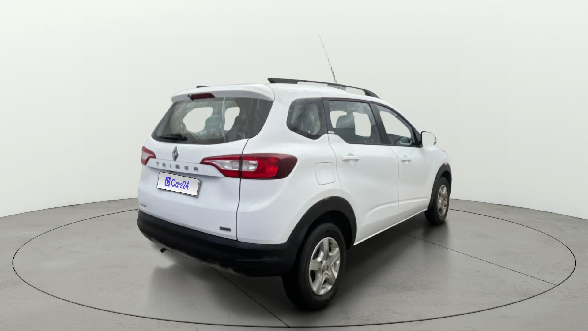 View 2019 Renault Triber RXZ Image 46 Used 2019 Renault Triber RXZ Image 46