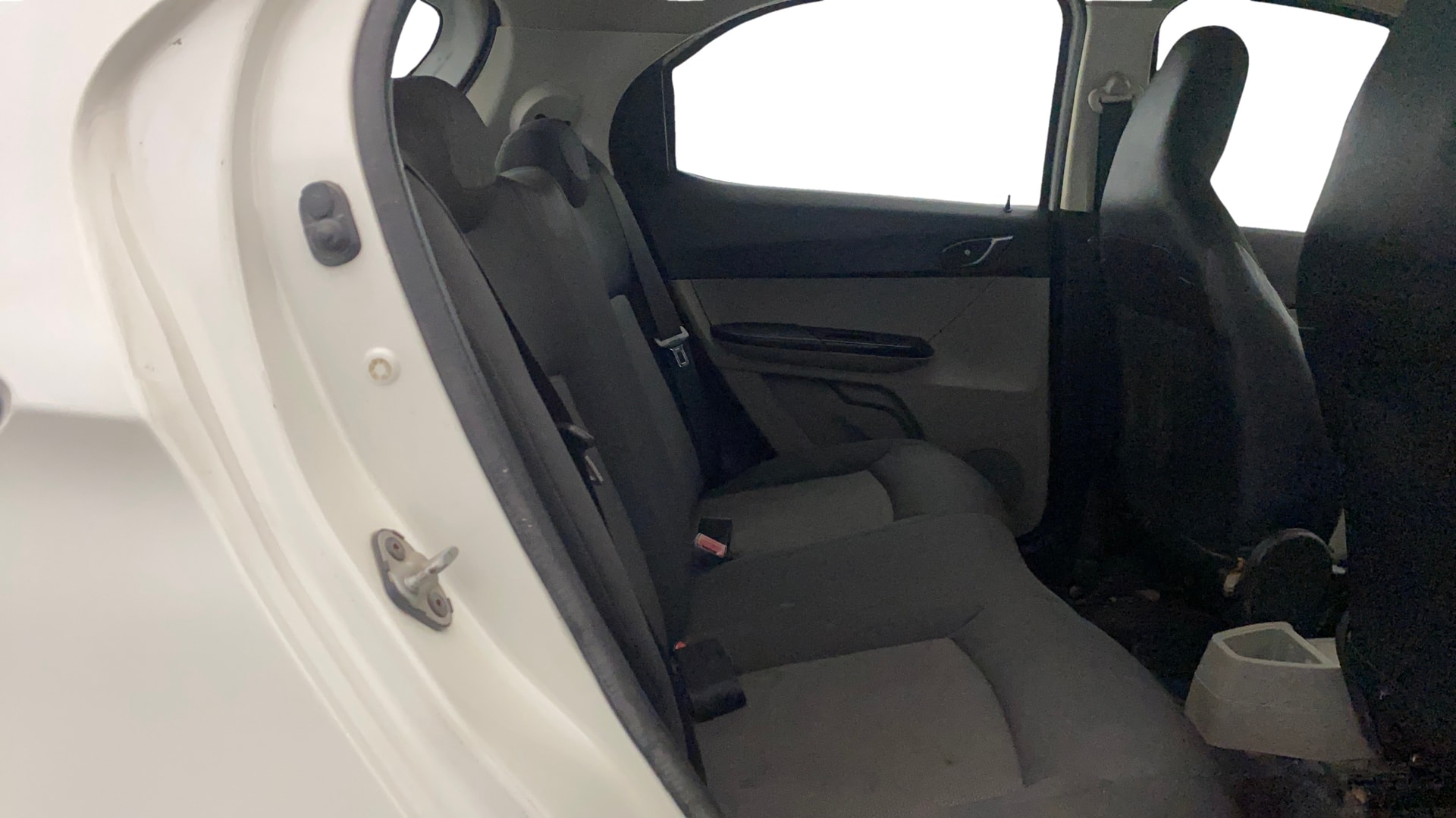View 2018 Tata Tiago Revotorq XB Image 38 Used 2018 Tata Tiago Revotorq XB Image 38