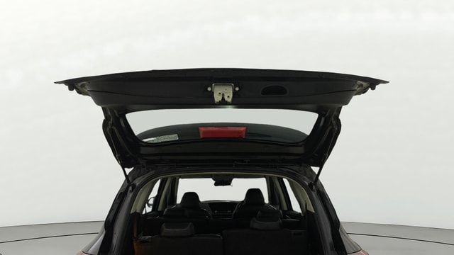 View Kia Carens Image 17 Used Kia Carens Image 17