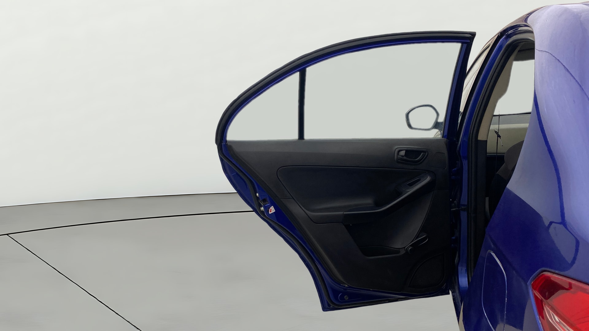 View 2015 Tata Zest XE Petrol Image 22 Used 2015 Tata Zest XE Petrol Image 22