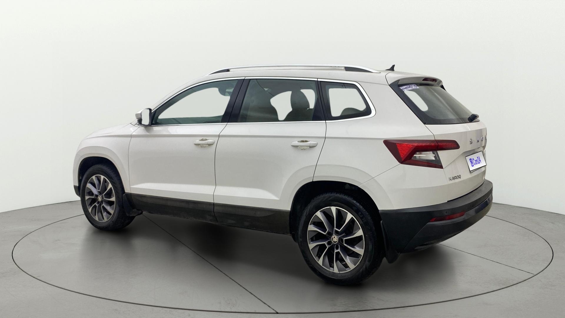 View 2020 Skoda Karoq Style AT Image 2 Used 2020 Skoda Karoq Style AT Image 2