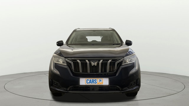 View Mahindra XUV700 Image 1 Used Mahindra XUV700 Image 1