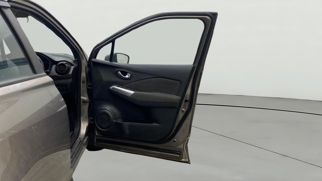 View Nissan Kicks Image 43 Used Nissan Kicks Image 43