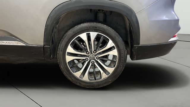 View MG Hector Plus Image 8 Used MG Hector Plus Image 8