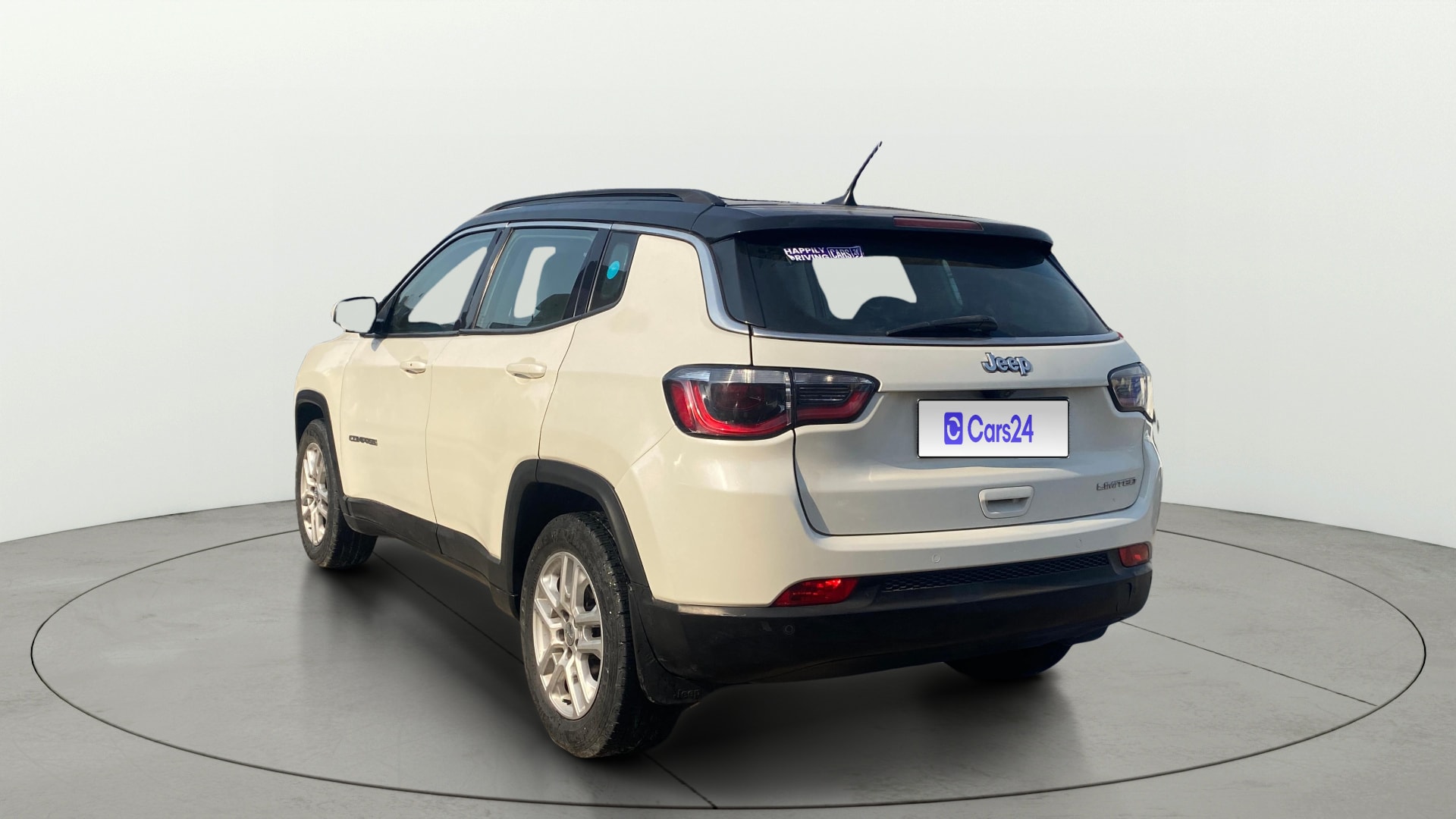 View 2018 Jeep Compass Limited 4X4 (O) 2.0 Diesel BS IV Image 2 Used 2018 Jeep Compass Limited 4X4 (O) 2.0 Diesel BS IV Image 2