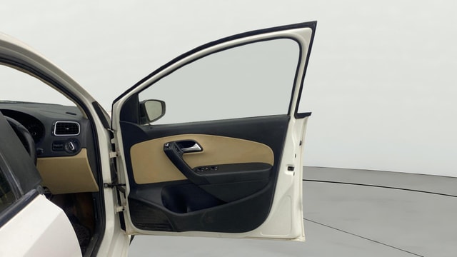 View Volkswagen Polo Image 45 Used Volkswagen Polo Image 45