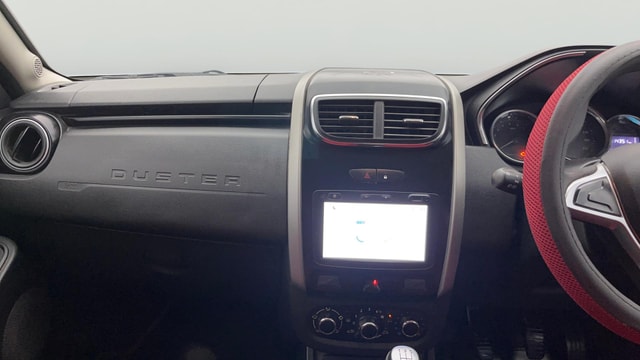 View Renault Duster Image 17 Used Renault Duster Image 17