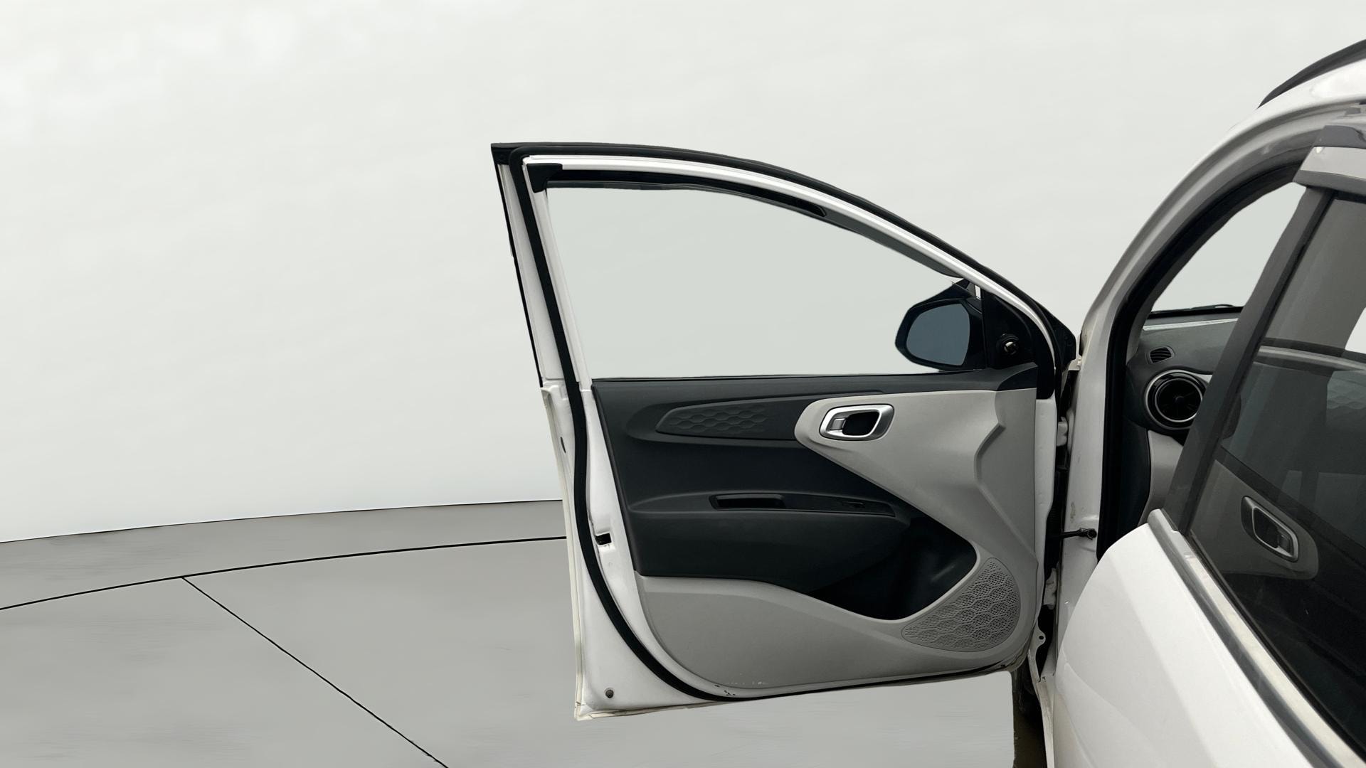 View 2024 Hyundai Grand i10 Nios Era Petrol BS IV Image 35 Used 2024 Hyundai Grand i10 Nios Era Petrol BS IV Image 35