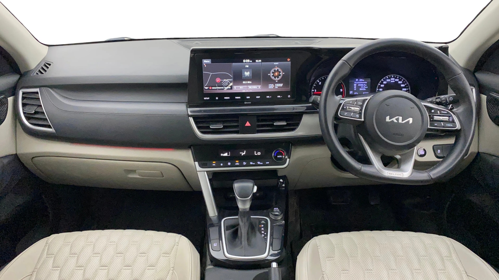 View 2022 Kia Seltos HTX Plus AT Diesel Image 16 Used 2022 Kia Seltos HTX Plus AT Diesel Image 16