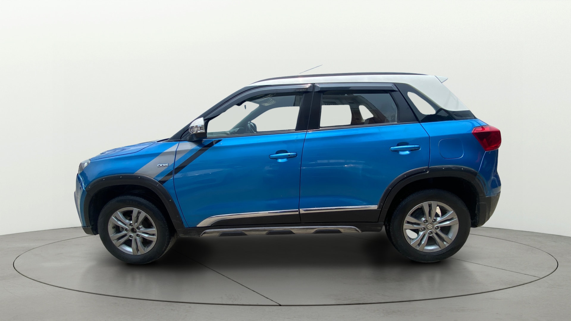 View 2017 Maruti Suzuki 1000 Base Variant Image 6 Used 2017 Maruti Suzuki 1000 Base Variant Image 6