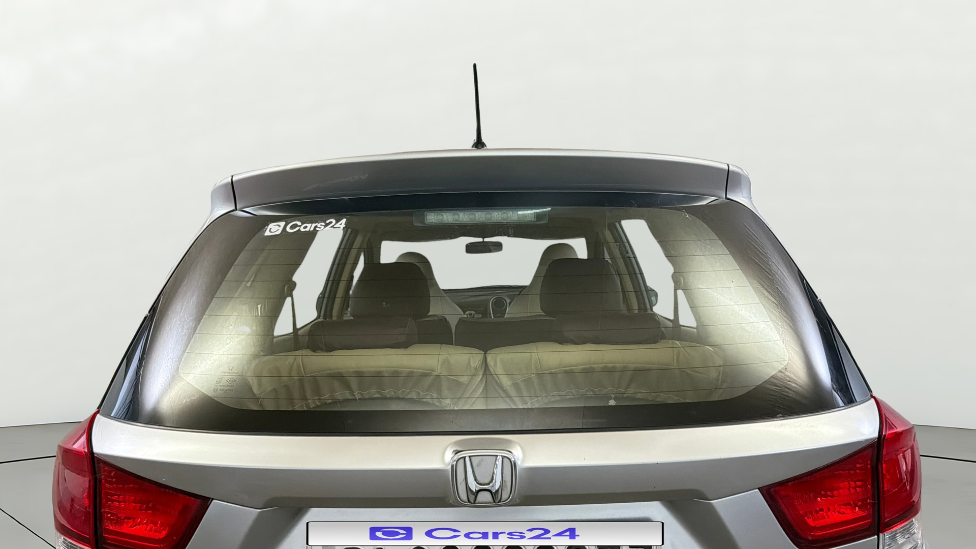 View 2015 Honda Mobilio E Diesel Image 4 Used 2015 Honda Mobilio E Diesel Image 4