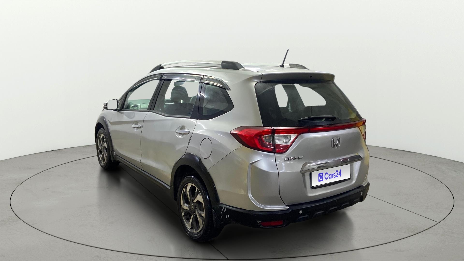 View 2016 Honda BR-V E Diesel Image 2 Used 2016 Honda BR-V E Diesel Image 2