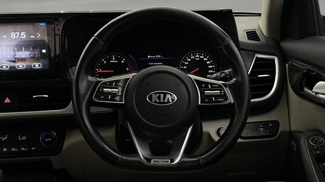 View Kia Seltos Image 21 Used Kia Seltos Image 21