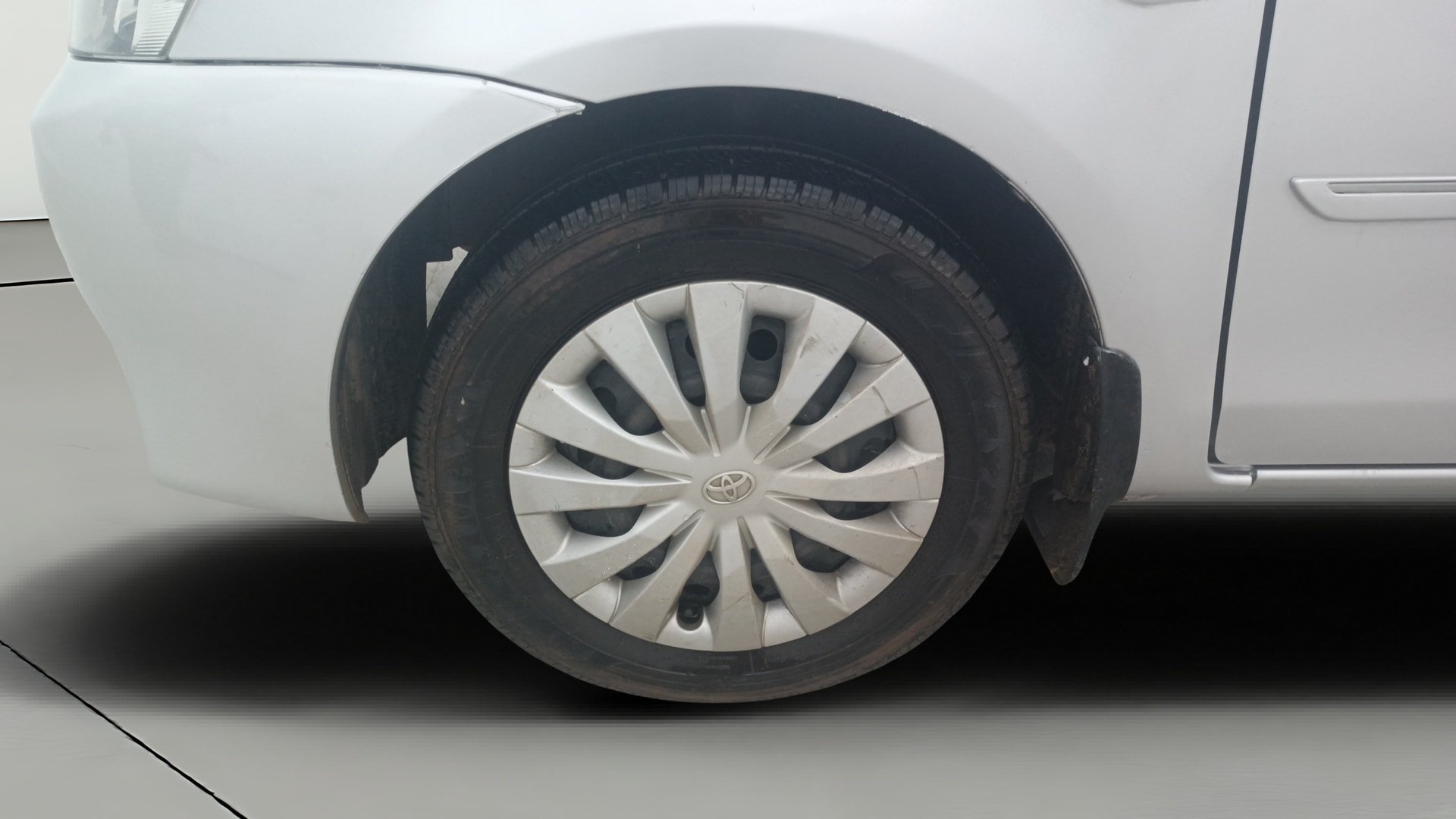 View 2014 Toyota Etios G Image 27 Used 2014 Toyota Etios G Image 27