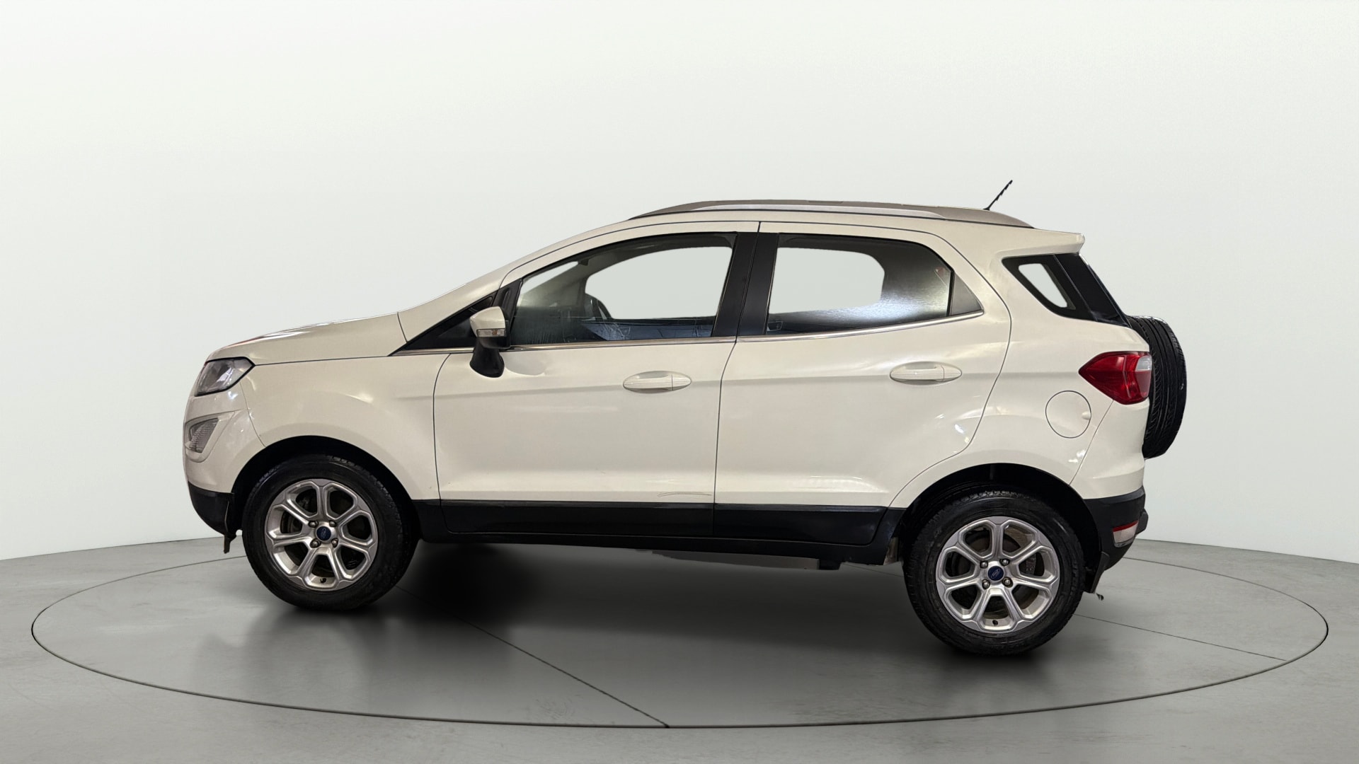 View 2019 Ford EcoSport 1.5 TDCi Diesel Ambiente BS IV Image 5 Used 2019 Ford EcoSport 1.5 TDCi Diesel Ambiente BS IV Image 5