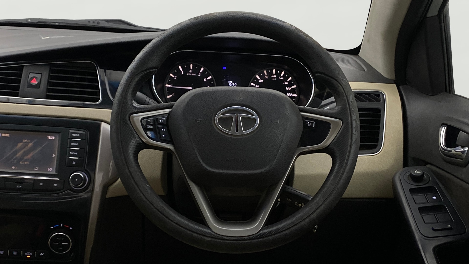 View 2016 Tata Zest XT Petrol Image 20 Used 2016 Tata Zest XT Petrol Image 20