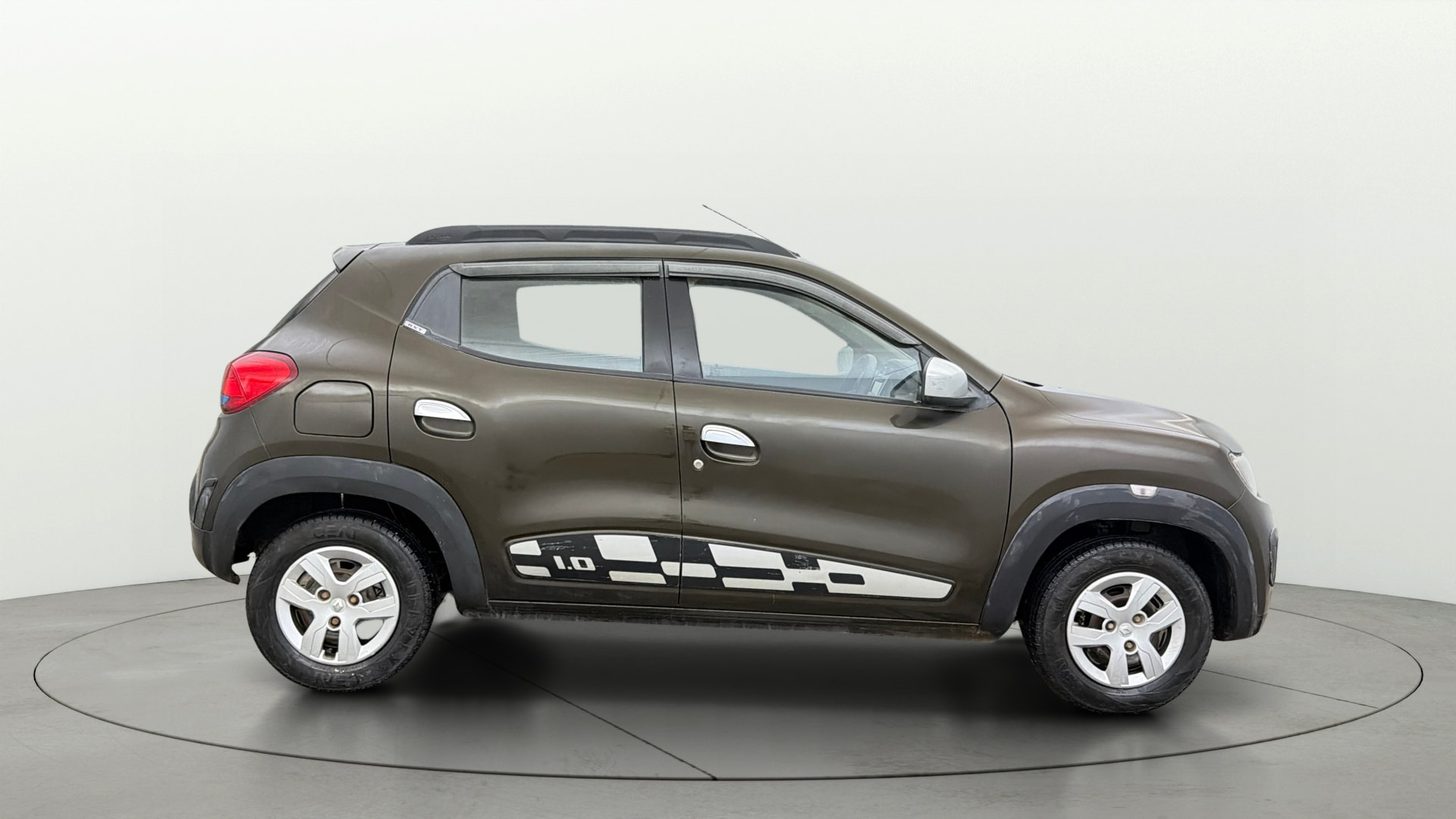 View 2016 Renault Kwid RXT 1.0 Image 8 Used 2016 Renault Kwid RXT 1.0 Image 8