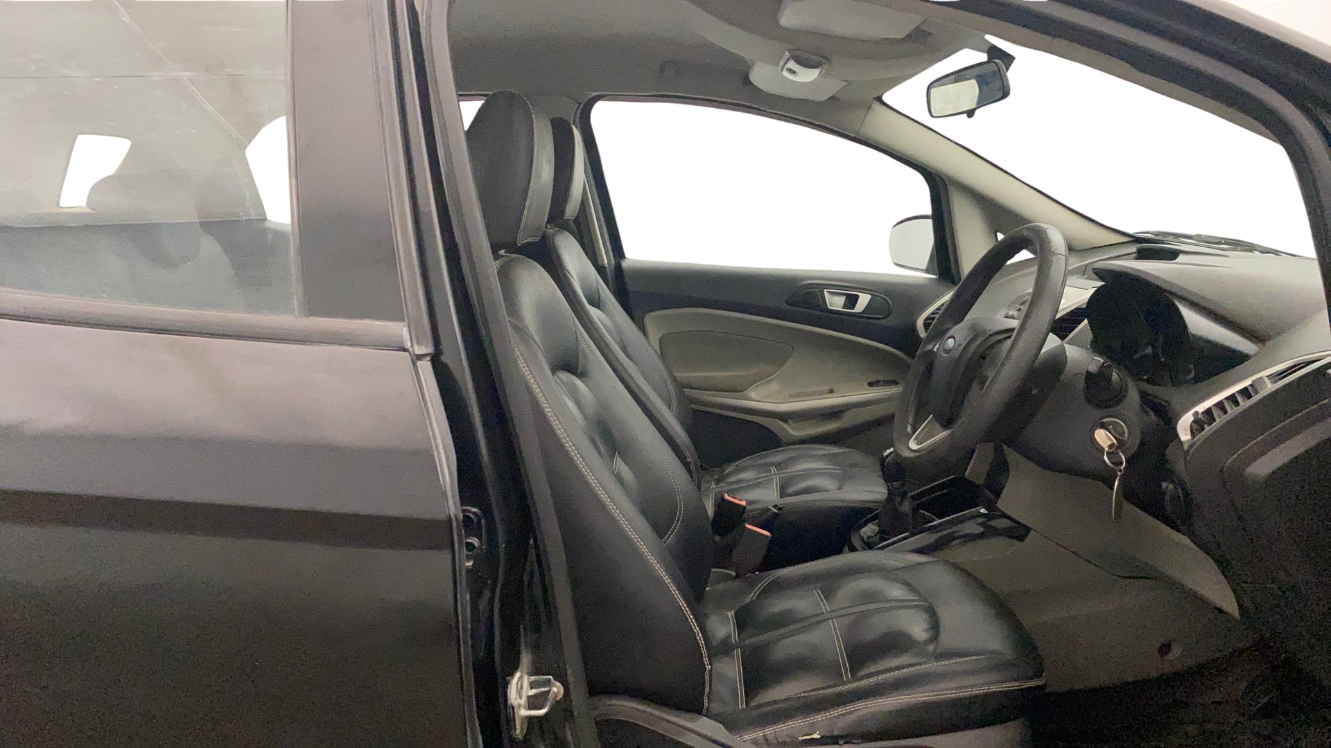 View 2015 Ford EcoSport 1.5 TDCi Diesel Ambiente BS IV Image 19 Used 2015 Ford EcoSport 1.5 TDCi Diesel Ambiente BS IV Image 19