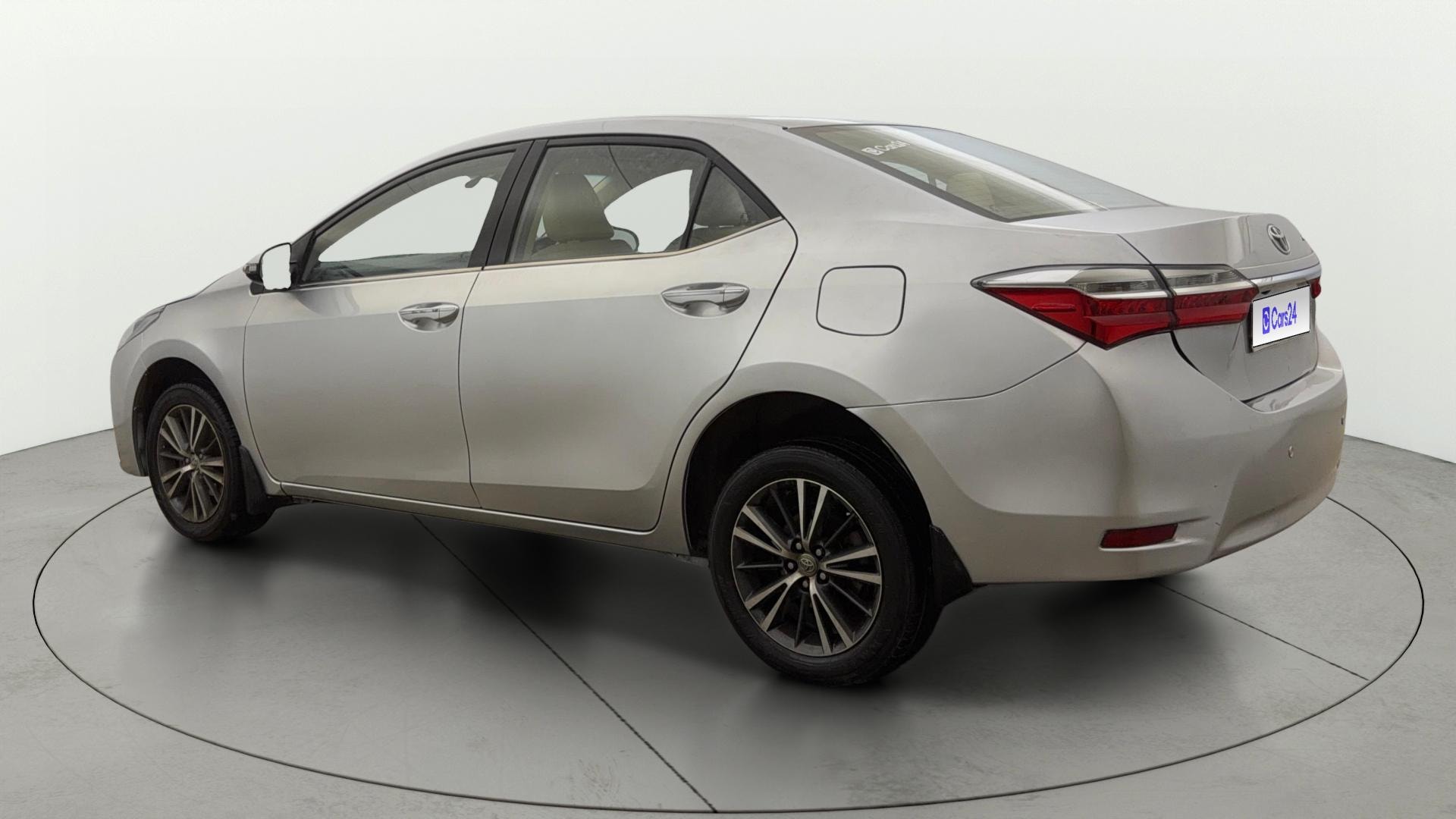 View 2018 Toyota Corolla Altis 1.8 VL AT Image 2 Used 2018 Toyota Corolla Altis 1.8 VL AT Image 2
