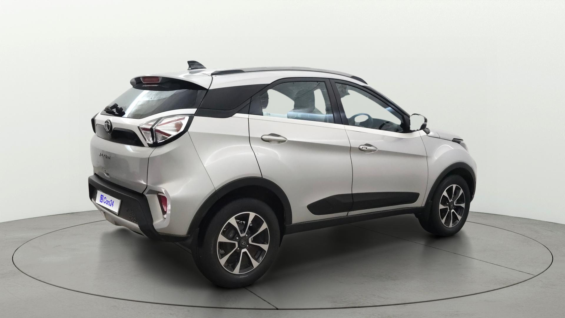 View 2021 Tata Nexon Revotorq XZA Plus (O) AMT Image 47 Used 2021 Tata Nexon Revotorq XZA Plus (O) AMT Image 47