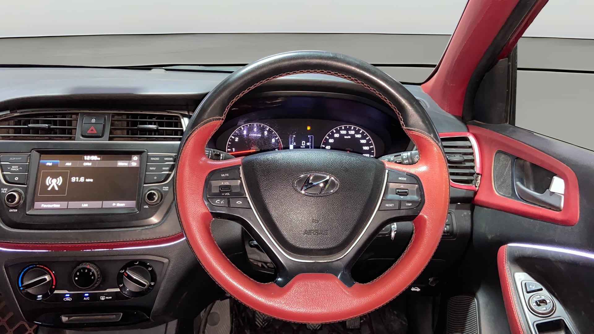 View 2019 Hyundai Elite i20 1.2 Sportz Plus Petrol Image 20 Used 2019 Hyundai Elite i20 1.2 Sportz Plus Petrol Image 20