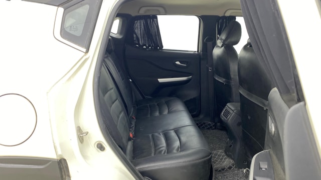 View Nissan Magnite Image 36 Used Nissan Magnite Image 36