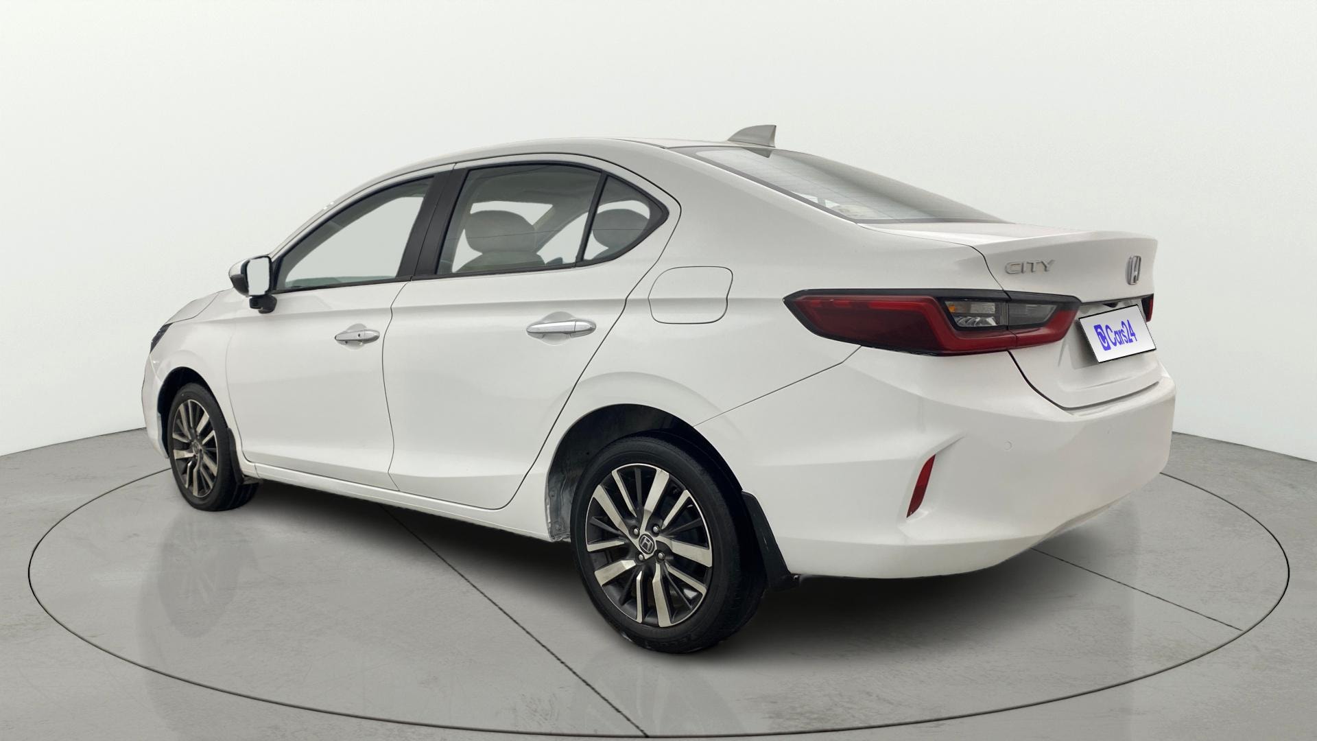 View 2021 Honda City ZX CVT Image 2 Used 2021 Honda City ZX CVT Image 2