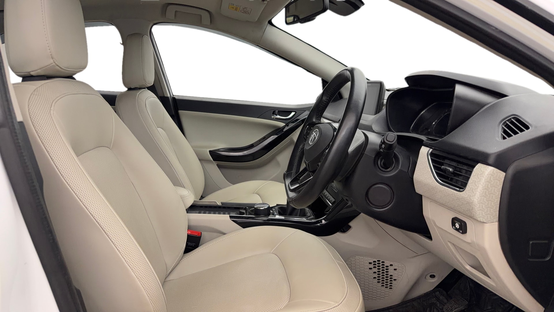 View 2024 Tata Nexon Revotron XE Image 27 Used 2024 Tata Nexon Revotron XE Image 27