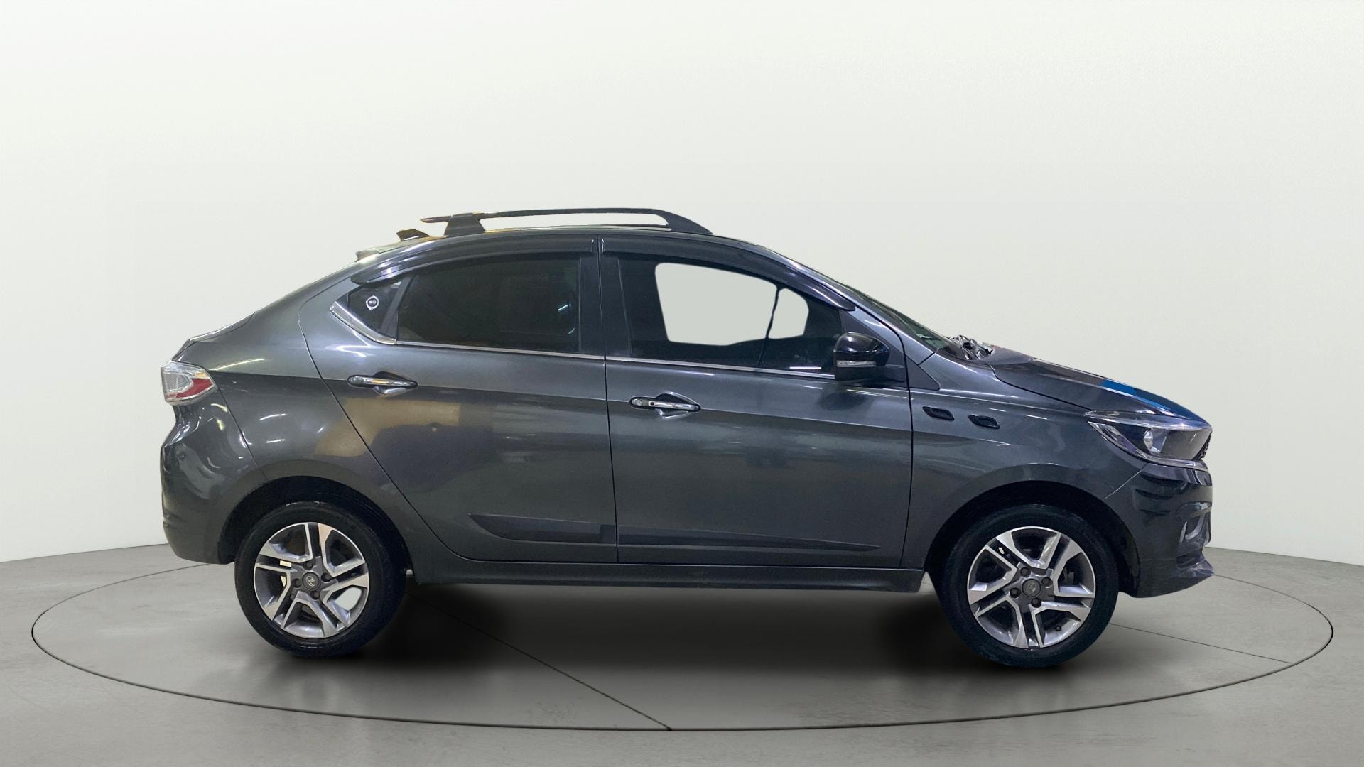 View 2023 Tata Tigor XE Diesel Image 26 Used 2023 Tata Tigor XE Diesel Image 26