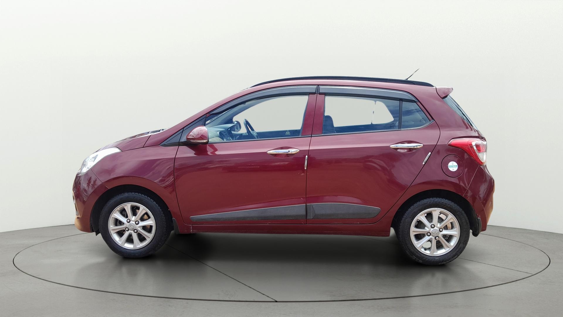 View 2014 Hyundai Grand i10 Asta AT 1.2 Kappa VTVT Image 5 Used 2014 Hyundai Grand i10 Asta AT 1.2 Kappa VTVT Image 5
