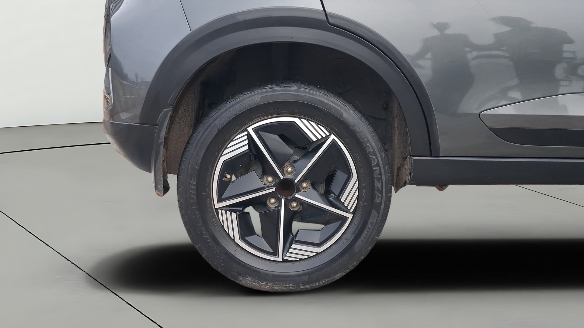 View 2024 Tata Nexon Revotron XE Image 35 Used 2024 Tata Nexon Revotron XE Image 35