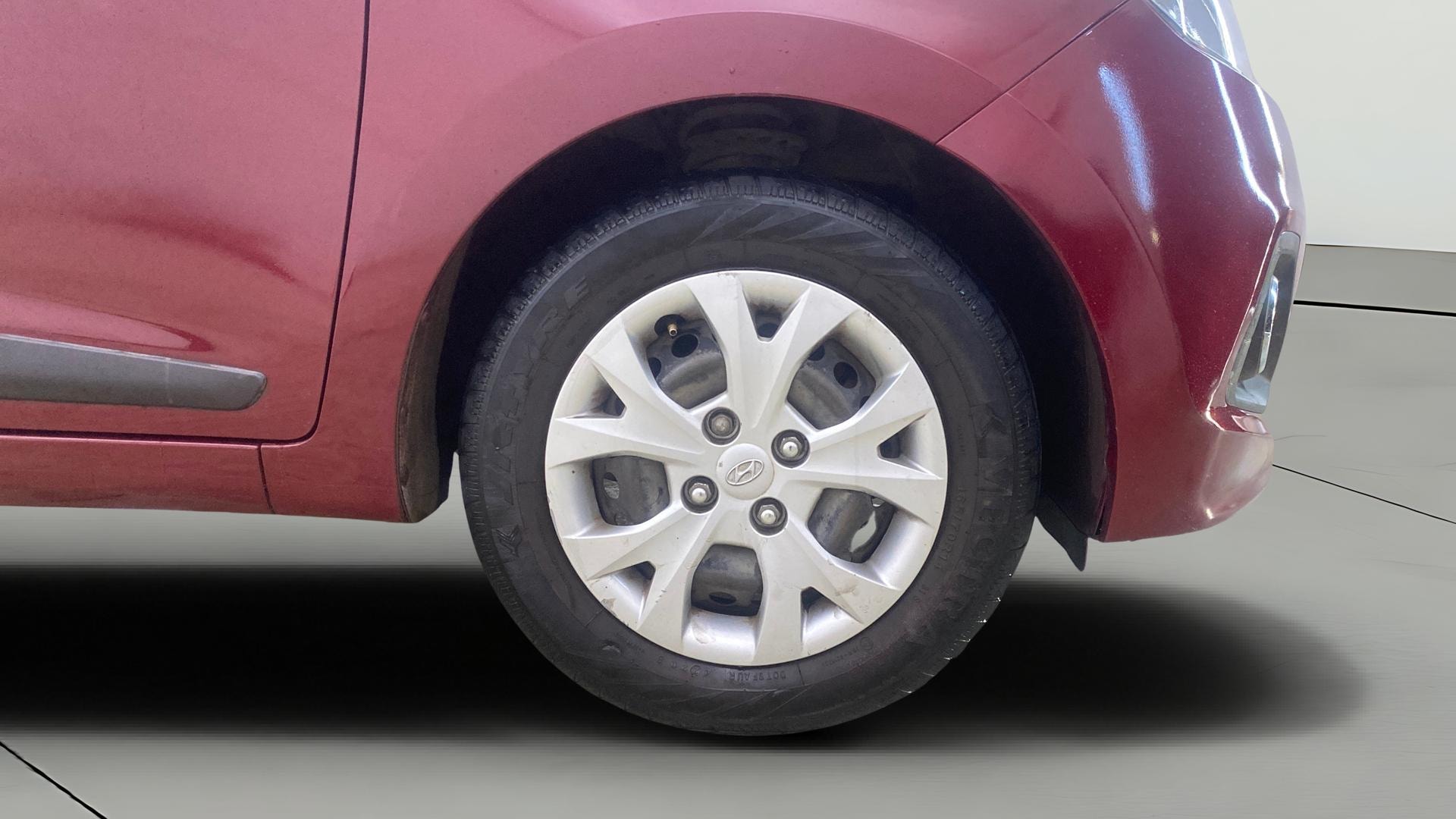 Used 2015 Hyundai Grand i10 Used 2015 Hyundai Grand i10