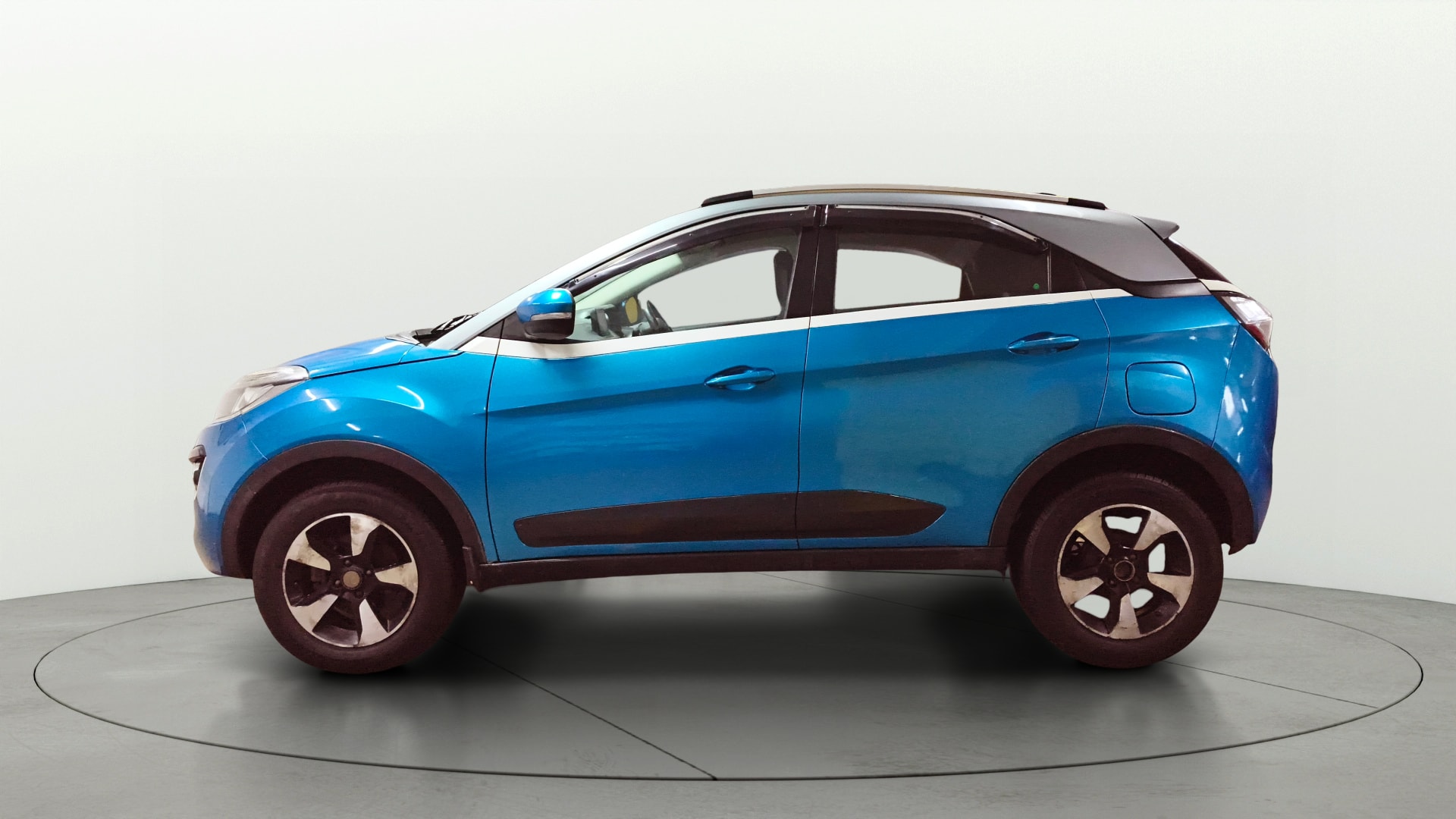 View 2018 Tata Nexon XZ Plus Diesel Image 6 Used 2018 Tata Nexon XZ Plus Diesel Image 6