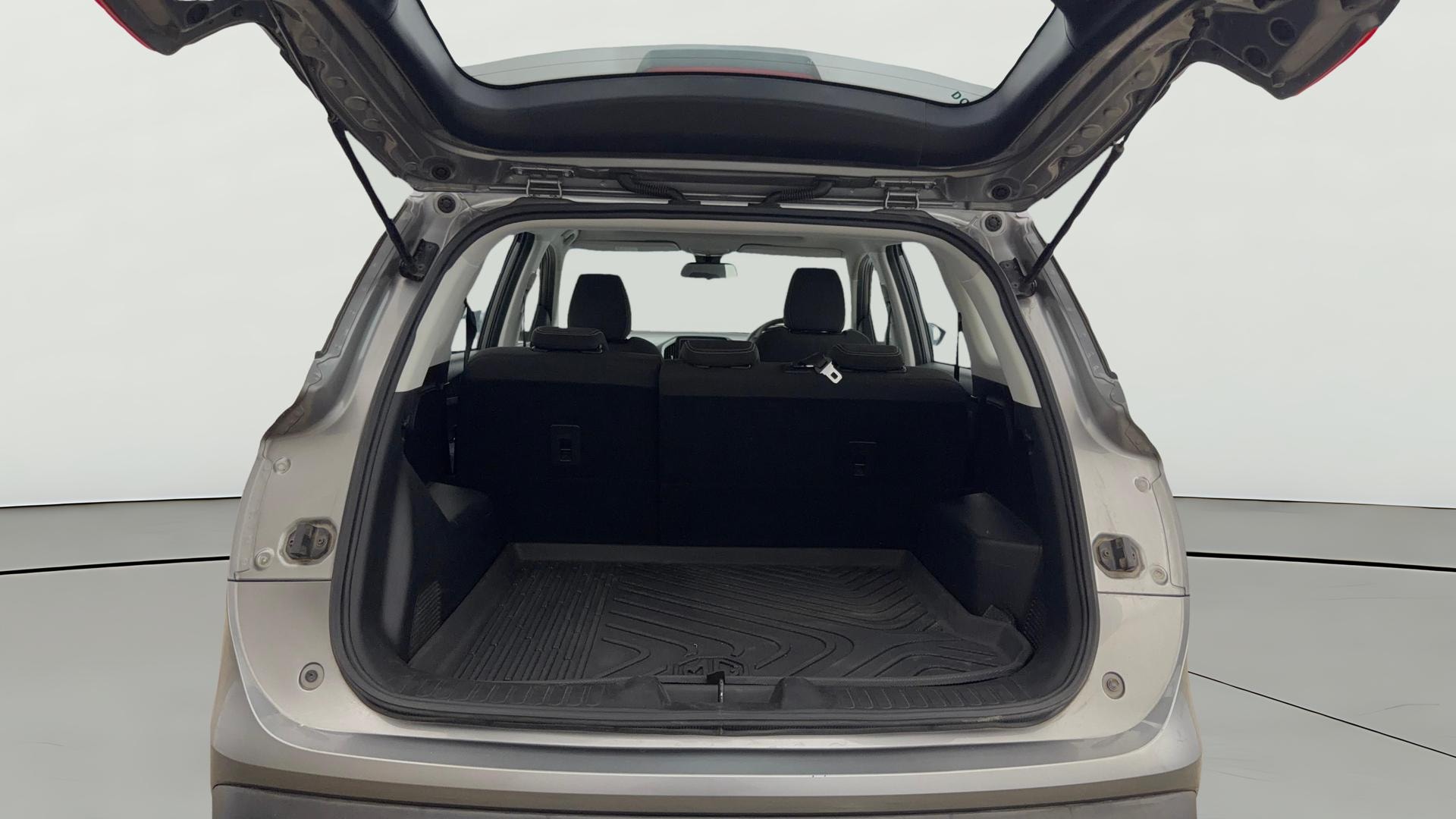 View 2021 MG Hector Shine Petrol Image 38 Used 2021 MG Hector Shine Petrol Image 38