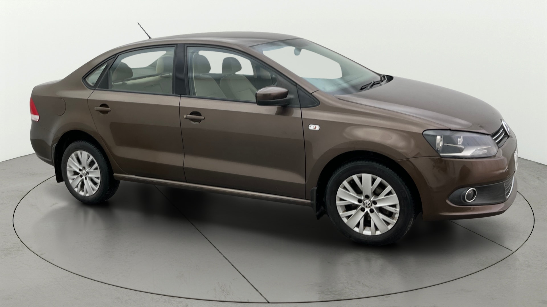 View 2015 Volkswagen Vento DSG Image 35 Used 2015 Volkswagen Vento DSG Image 35