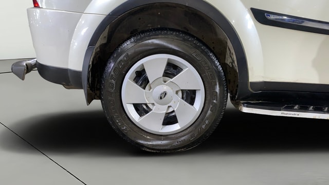 View Mahindra XUV500 Image 26 Used Mahindra XUV500 Image 26