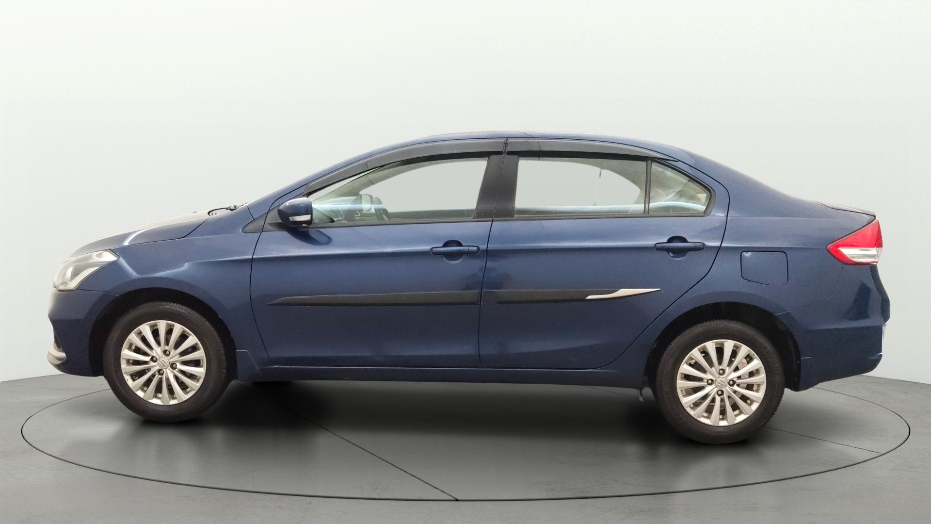 View 2018 Maruti Suzuki 1000 Base Variant Image 5 Used 2018 Maruti Suzuki 1000 Base Variant Image 5