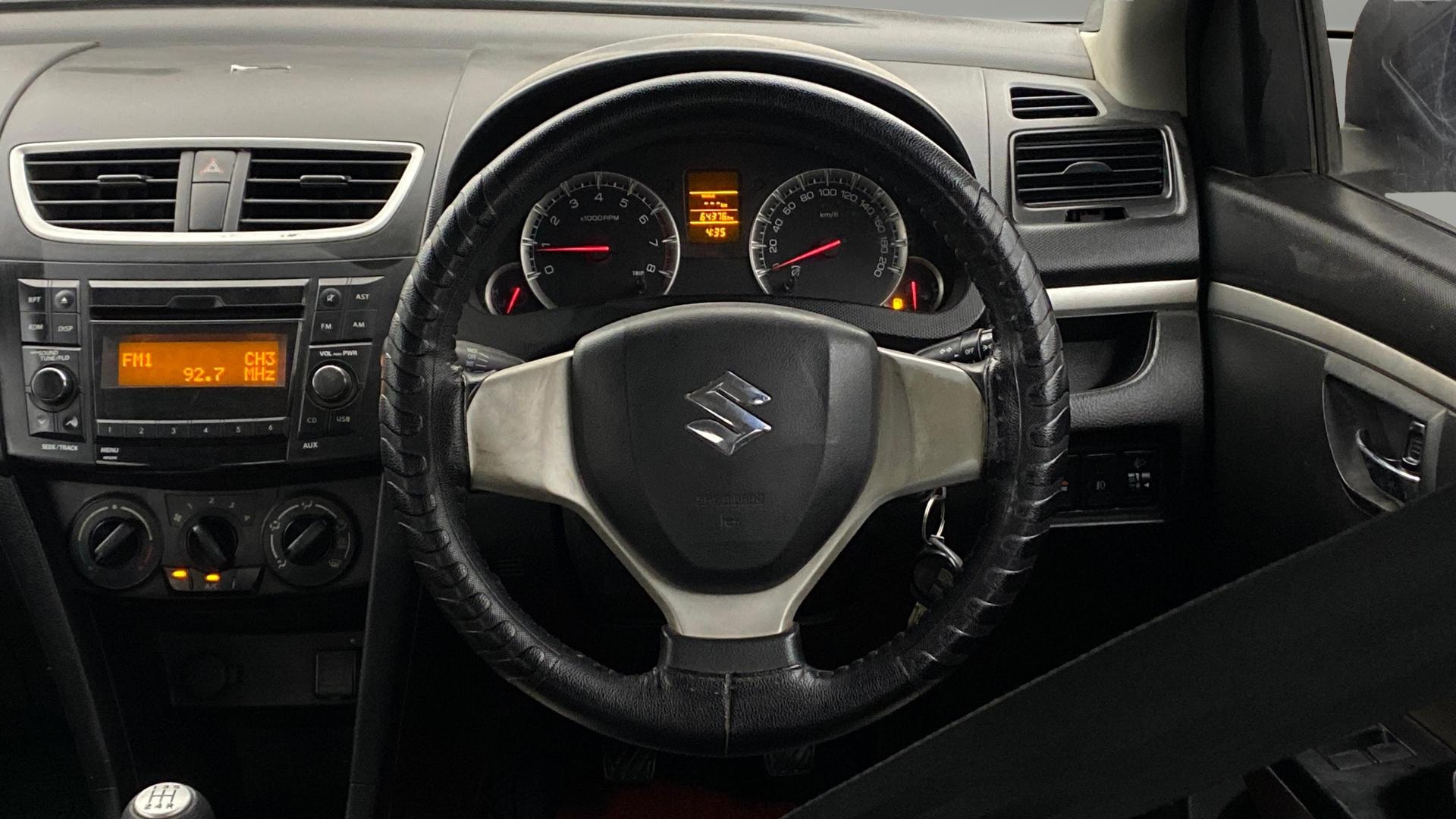 View 2017 Maruti Suzuki 1000 Base Variant Image 20 Used 2017 Maruti Suzuki 1000 Base Variant Image 20