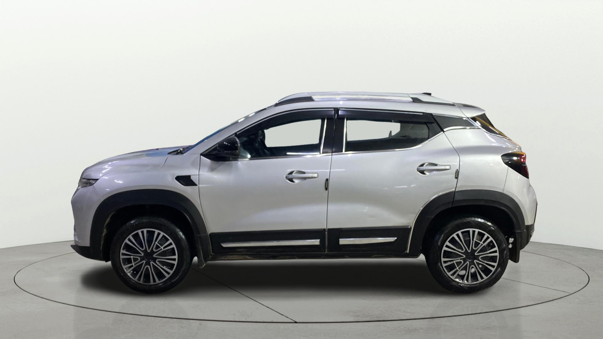 View 2021 Renault Kiger RXT Turbo MT Image 26 Used 2021 Renault Kiger RXT Turbo MT Image 26