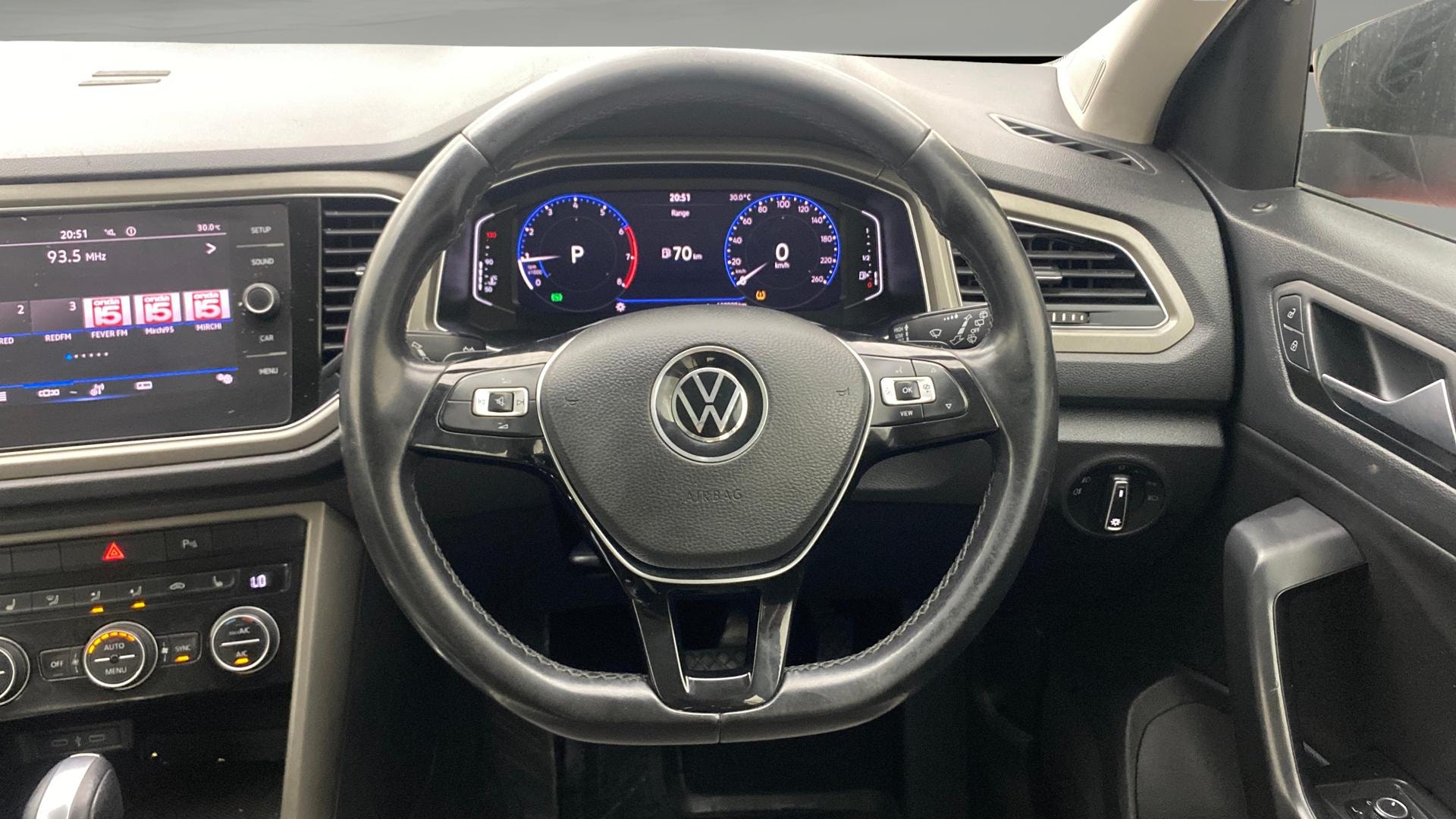 View 2021 Volkswagen T-Roc 1.5 TSI Image 20 Used 2021 Volkswagen T-Roc 1.5 TSI Image 20