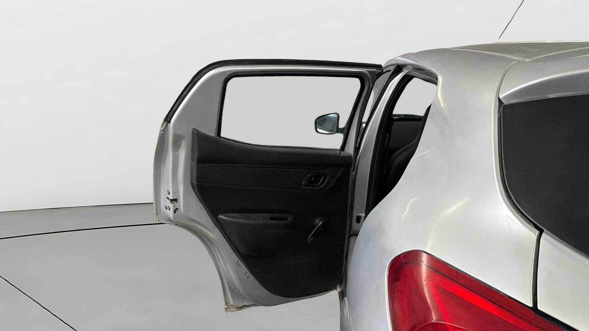 View 2019 Renault Kwid RXL 1.0 Image 22 Used 2019 Renault Kwid RXL 1.0 Image 22