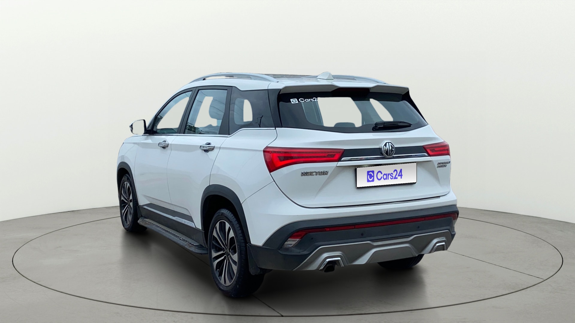 View 2023 MG Hector Sharp Diesel Image 2 Used 2023 MG Hector Sharp Diesel Image 2