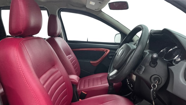 View Renault Duster Image 26 Used Renault Duster Image 26