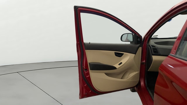 View Hyundai EON Image 30 Used Hyundai EON Image 30