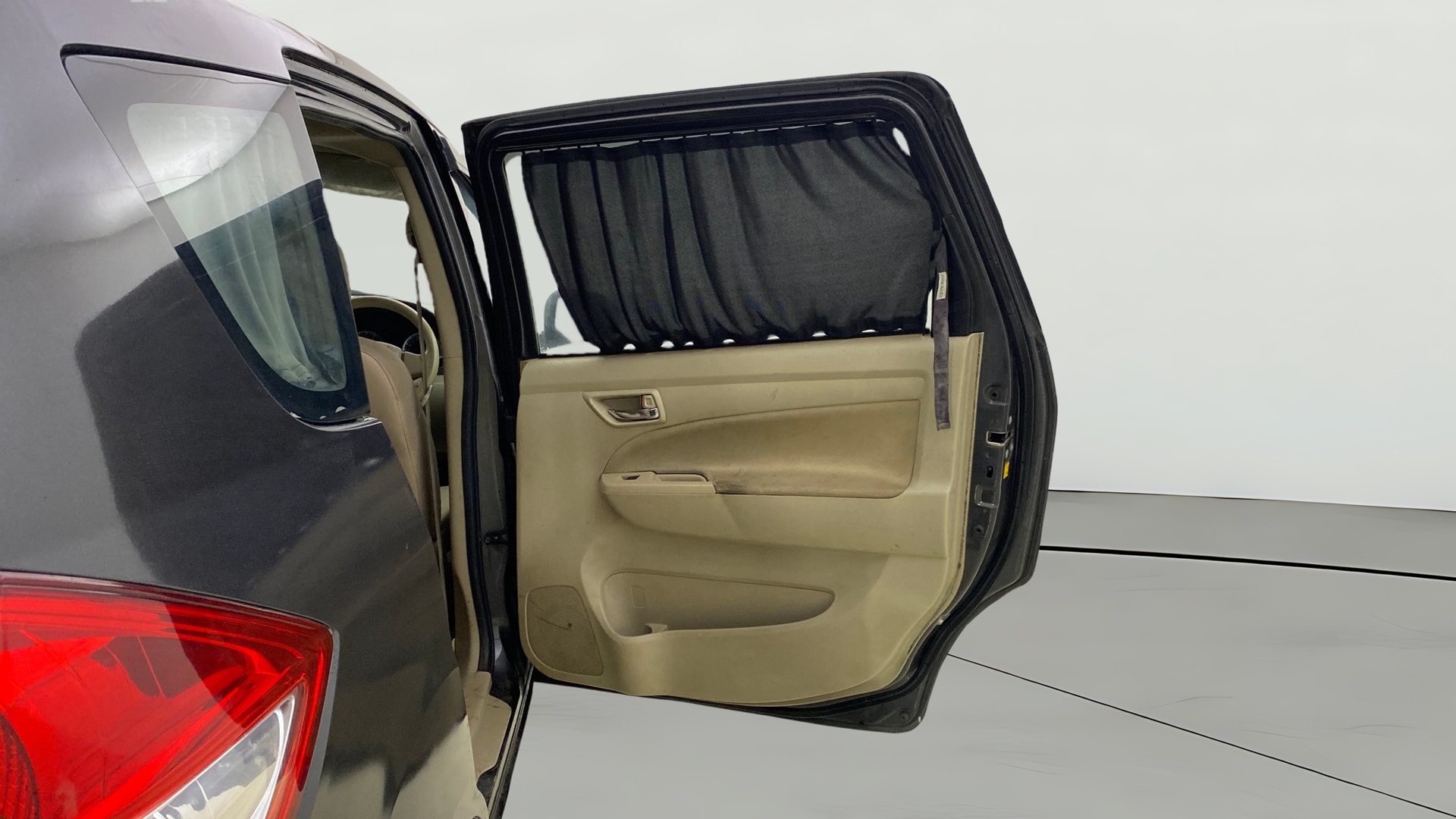 View 2018 Maruti Suzuki 1000 Base Variant Image 7 Used 2018 Maruti Suzuki 1000 Base Variant Image 7