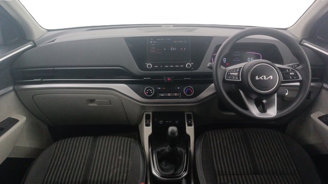 View Kia Carens Image 17 Used Kia Carens Image 17