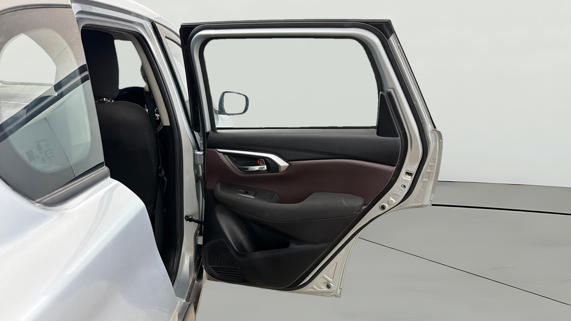 View 2024 Maruti Suzuki 1000 Base Variant Image 7 Used 2024 Maruti Suzuki 1000 Base Variant Image 7